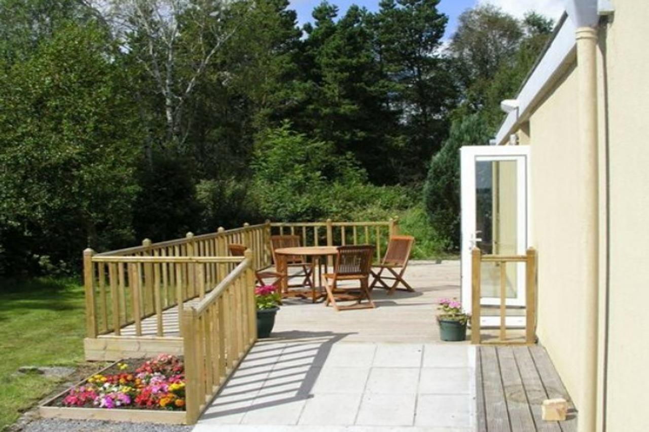 Lakeland Midsummer Lakehouse Oughterard Exterior photo