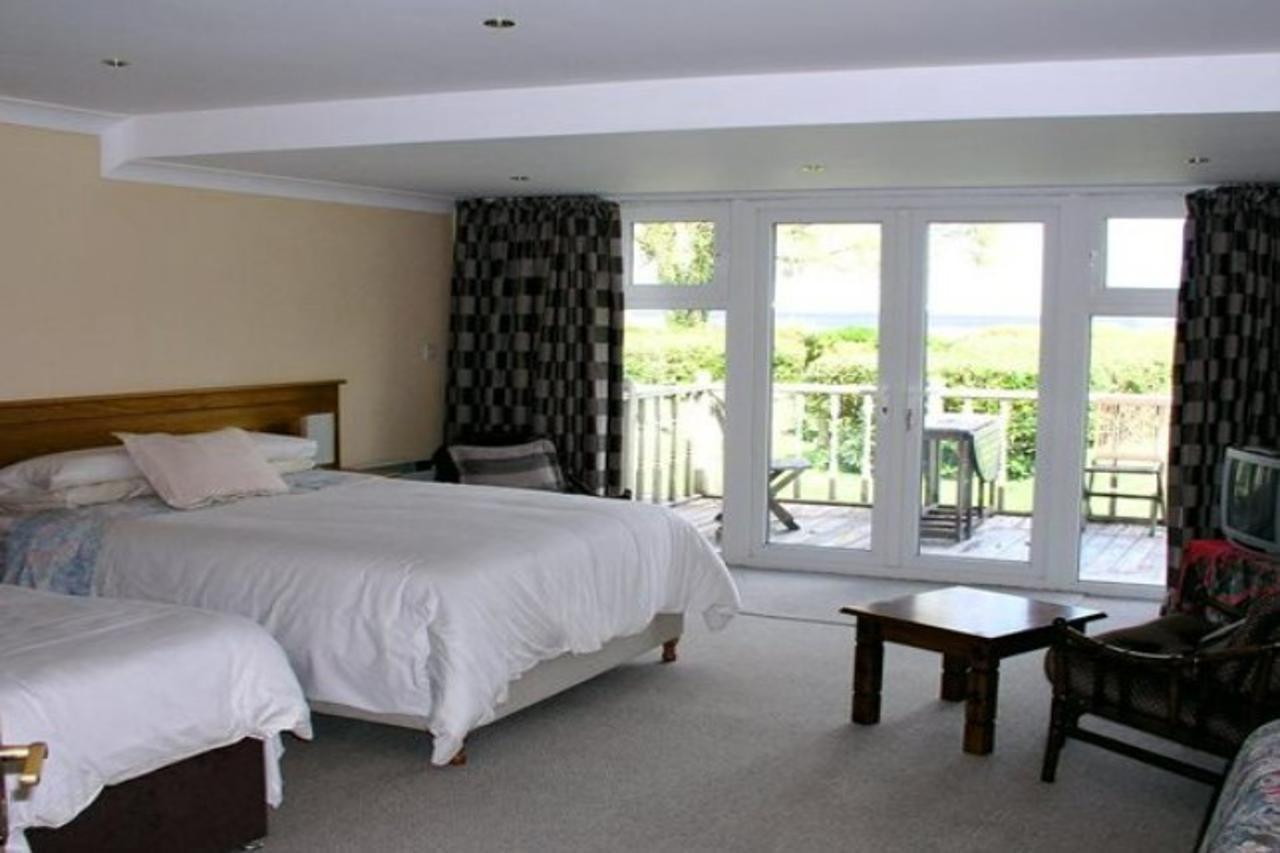 Lakeland Midsummer Lakehouse Oughterard Exterior photo