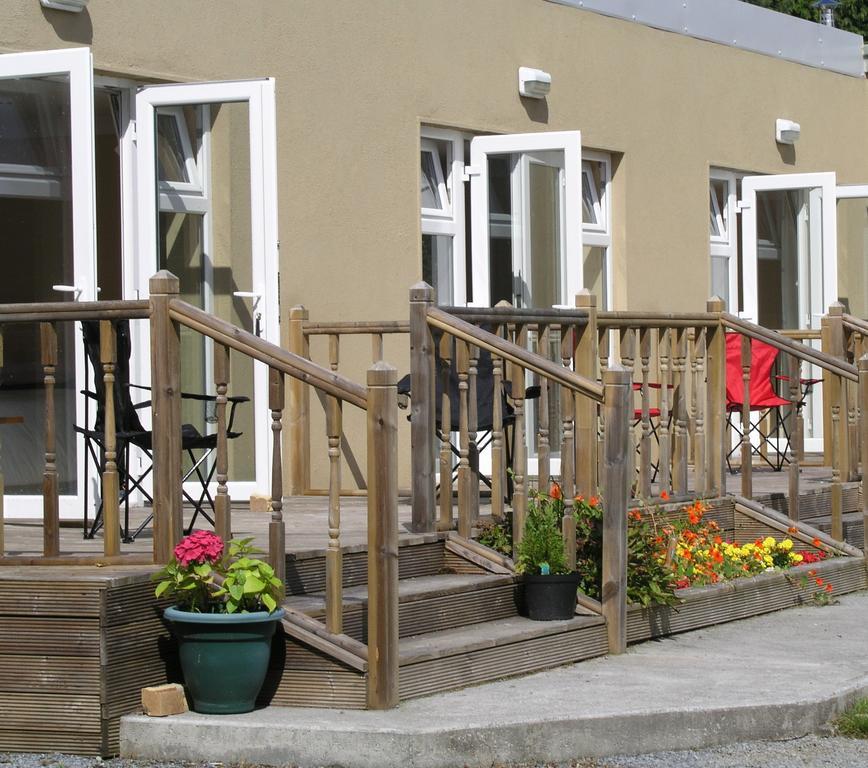 Lakeland Midsummer Lakehouse Oughterard Exterior photo