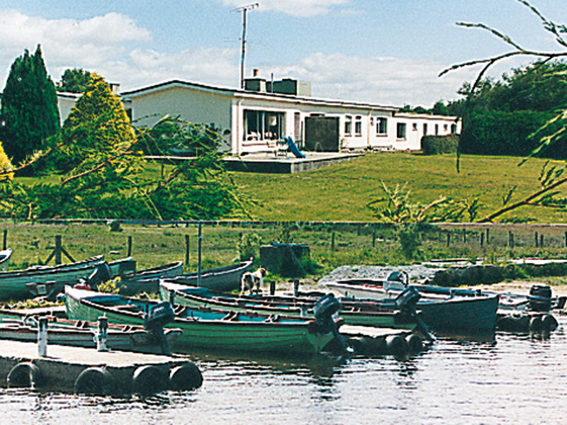 Lakeland Midsummer Lakehouse Oughterard Exterior photo